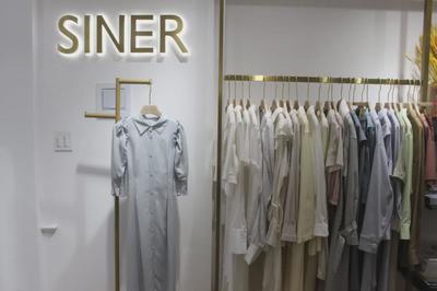 鞋帽零售市場(chǎng) 機(jī)遇、挑戰(zhàn)與未來趨勢(shì)