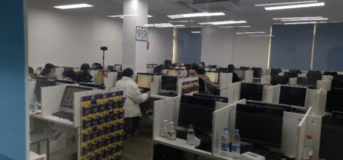 嚴慎細實守考場——記核技術利用輻射安全與防護考核上?？键c的新冠疫情防控工作